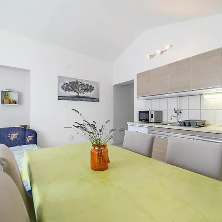 Apartment Maslina